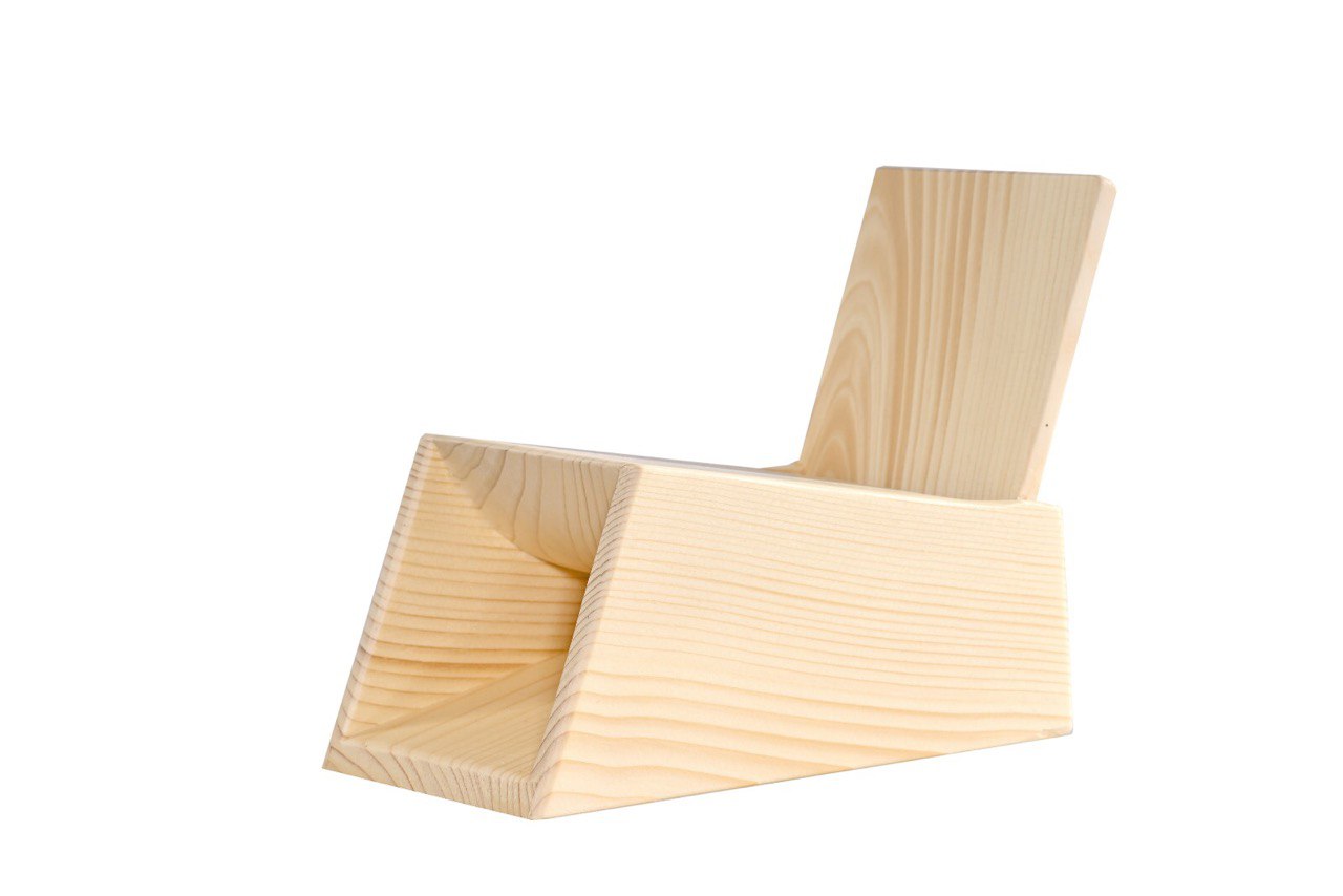 Amplificatore per cellulare in legno